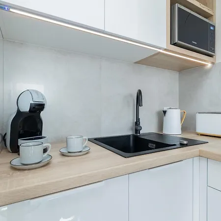 Pelican Apartment Rewal