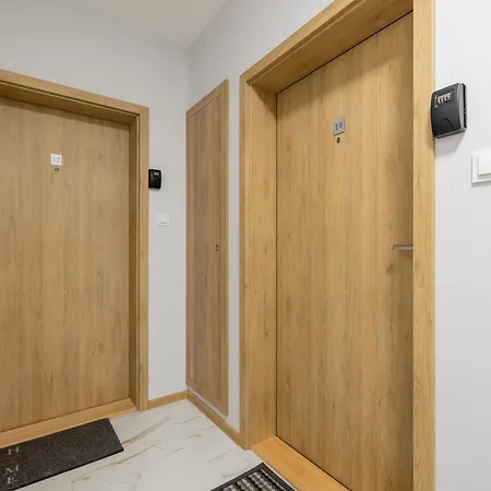 Pelican Apartment